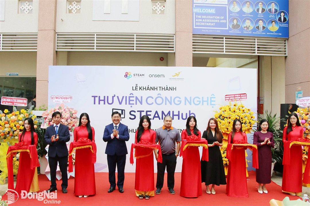 Lễ khánh thành Thư viện công nghệ STEAMHub